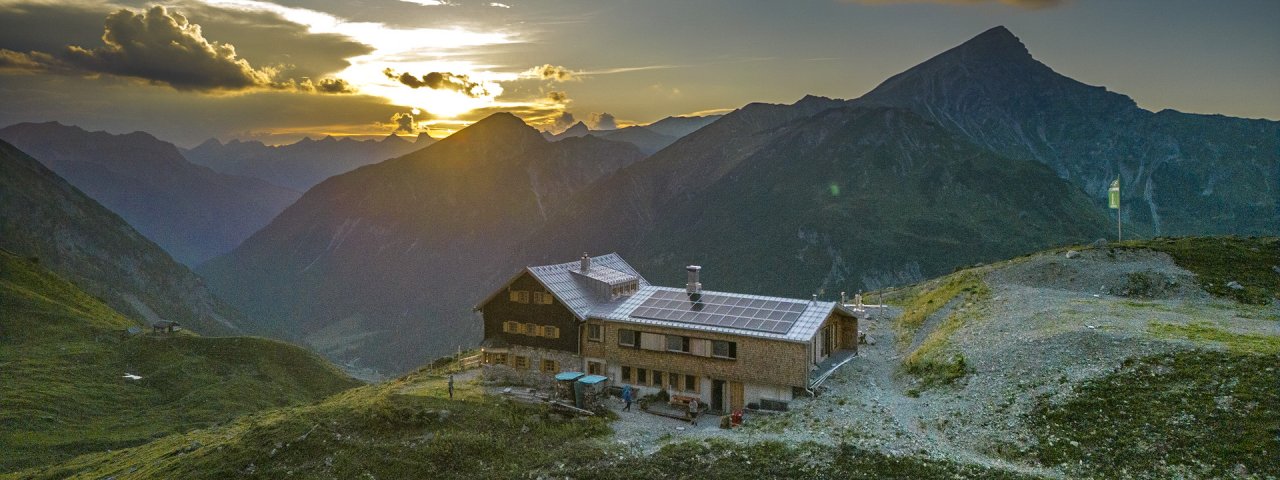 Anhalter Hütte in den Lechtaler Alpen, © Anhalter Hütte