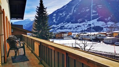 herta-huber-balkon-ausblick-zunig-c-bernhard-assma, © Bernhard Aßmair