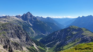 Hornbachjoch Blick ins Jochbachtal