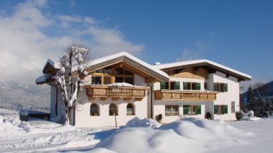 Haus Geigern im Winterkleid