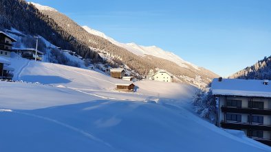 Blick von Hausrückseite in Richtung Osten