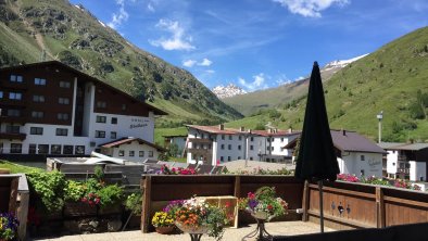 Die Terrasse mit Aussicht, © Pension Reinstadler