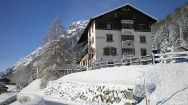 Winteraufnahmen aussen Hotel 2009 + Weihnachten 09