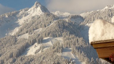 Hahnenkamm + Abfahrt vom Haus aus gesehen