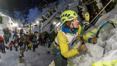 Das nächste Ziel fest im Blick: Teilnehmende des Eiskletterfestivals in Osttirol, © Martin Lugger