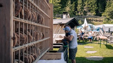 Brotbacken Natur Camping Kuprian, © Natur Camping Kuprian Ötztal