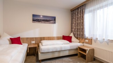 otel_Gaensleit_Gaensleit_23_Soell_Zimmer_100_Zweib