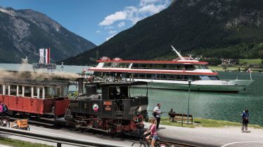 Seespitz: Wo Achensee-Bahn auf Achenseeschiffahrt trifft, © Achensee Tourismus