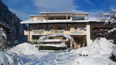 Haus im Winter