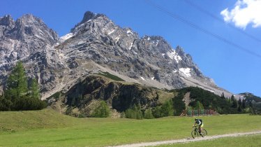 Descent from the Marienbergjoch ridge, © Tirol Werbung