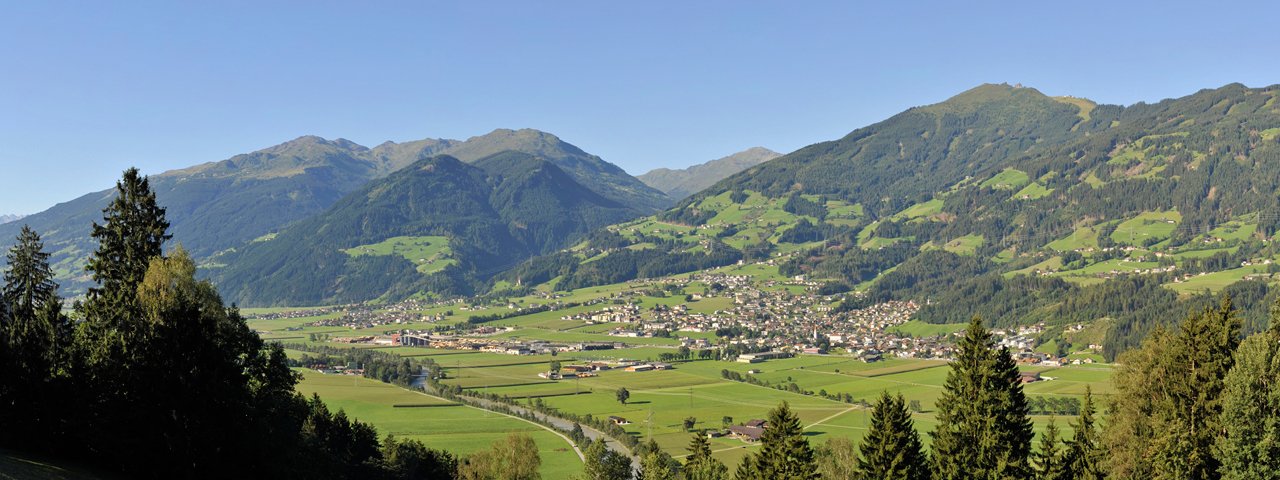 Blick auf Fügen im Sommer, © Wörgötter & Friends