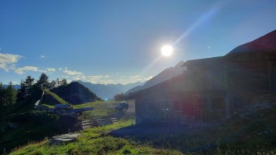 Sonnenuntergang auf der Alm