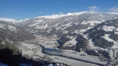 20171201_141127, © Blick auf das Zillertal vom Pfundhof