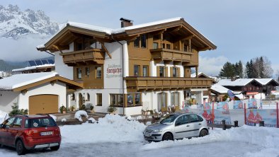 Haus Aussenansicht Winter, © Hannes Dabernig