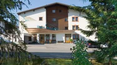 Eingang Sommer Hotel Solstein Seefeld