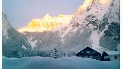 Blick ins Puittal Sonnenuntergang im Winter