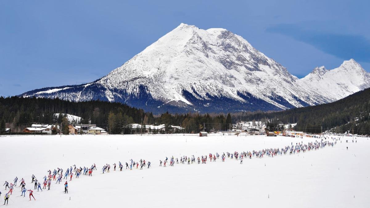 Das Langlaufen ist der Leutascher Sport schlechthin. Der Ganghoferlauf im Februar ist ein seit Jahrzehnten beliebter Volkslanglauf-Marathon, an dem jährlich rund 1.500 Langläufer aus aller Welt teilnehmen., © Region Seefeld