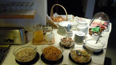 Frühstücksbuffet2 Haus Tanun