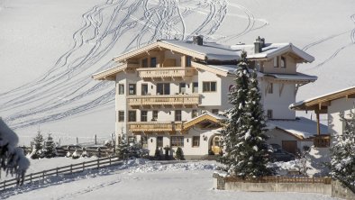 Appart_Johanna_Gerlos_342_Haus_Winter_neu_3