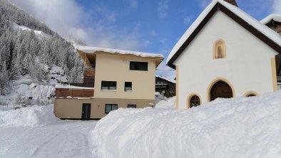 Apart Elias Zufahrt und Parkplatz