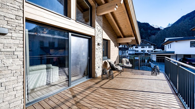 Balkon, © Alpenchalet Tirol 