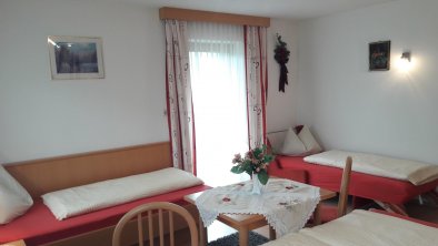 Schlafzimmer Vierbett