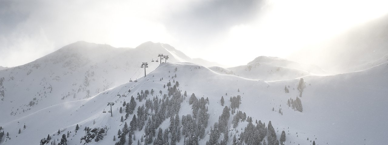 Das Skigebiet Hochoetz startet Anfang Dezember 2023 in die neue Saison, © Ötztal Tourismus / Rudi Wyhlidal