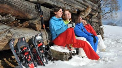 Schneeschuhwandern und relaxen