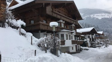 Winter Landhaus Granat, © Eberl Michaela