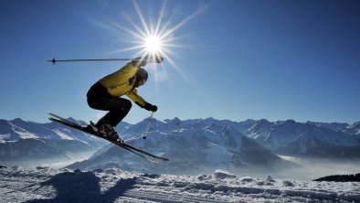 Skifahrer (c) Archiv TVB Kitzbüheler Alpen