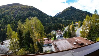 Aussicht-auf-Sattelkopf-von-Haus-Helmut-Schranz