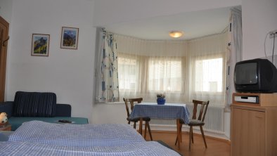 Schlafzimmer in der Fewo Arnika