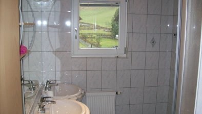 Badezimmer Wohnung 1