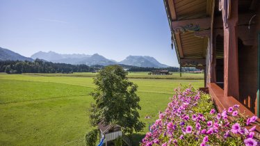 Leindlhof_Huette_40_Koessen_Aussicht_Balkon_web