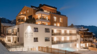 27_Au├ƒenansicht_Aparthotel_alpinaandmore