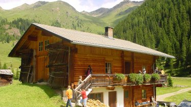 Toller Ausblick auf die nahen Berge, © im-web.de/ Apartmenthaus und Almhütten Gutwenger