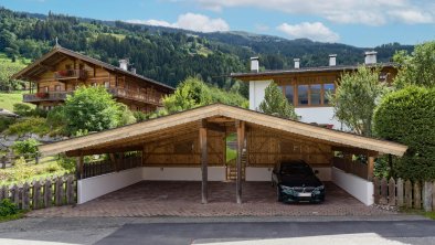 Haus_Schmidt_KAP_1_Kapellenweg_1_Jochberg_Carport_