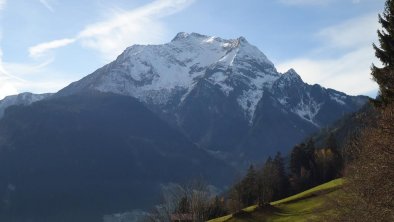 Blick zur Grinbergspitze