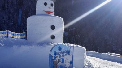 Schneemann Rutschbahn, © Nicole Gstrein