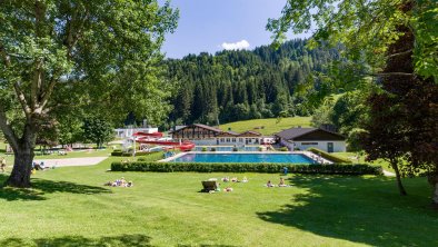 Schwimmbad_TVB_Wildschoenau_06_2022_Dabernig_Ausse