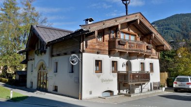 Ploderhaus-Appartement-Schwarzsee-Kitzbuehel-Haus-