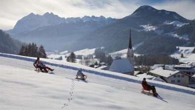 Schlittenfahren in Schwendt im Kaiserwinkl