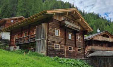 Maxerhütte auf der Alfenalm, © bookingcom