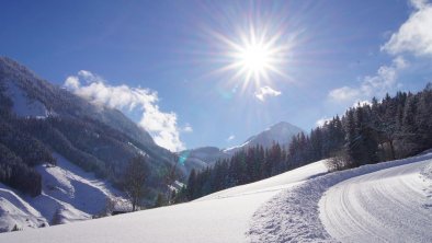 Piste hinter der Hütte