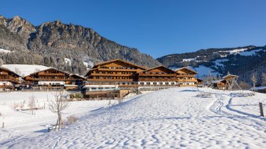 Blick von Panoramawiese Richtung Hotel und Gratlsp, © Alpbacherhof