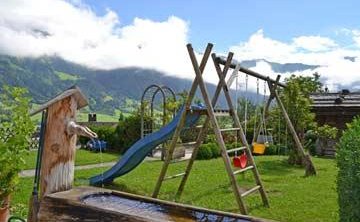 Spielplatz im Garten