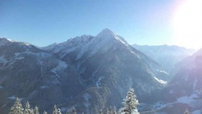 Aussicht auf die Bergwelt - Bild 2