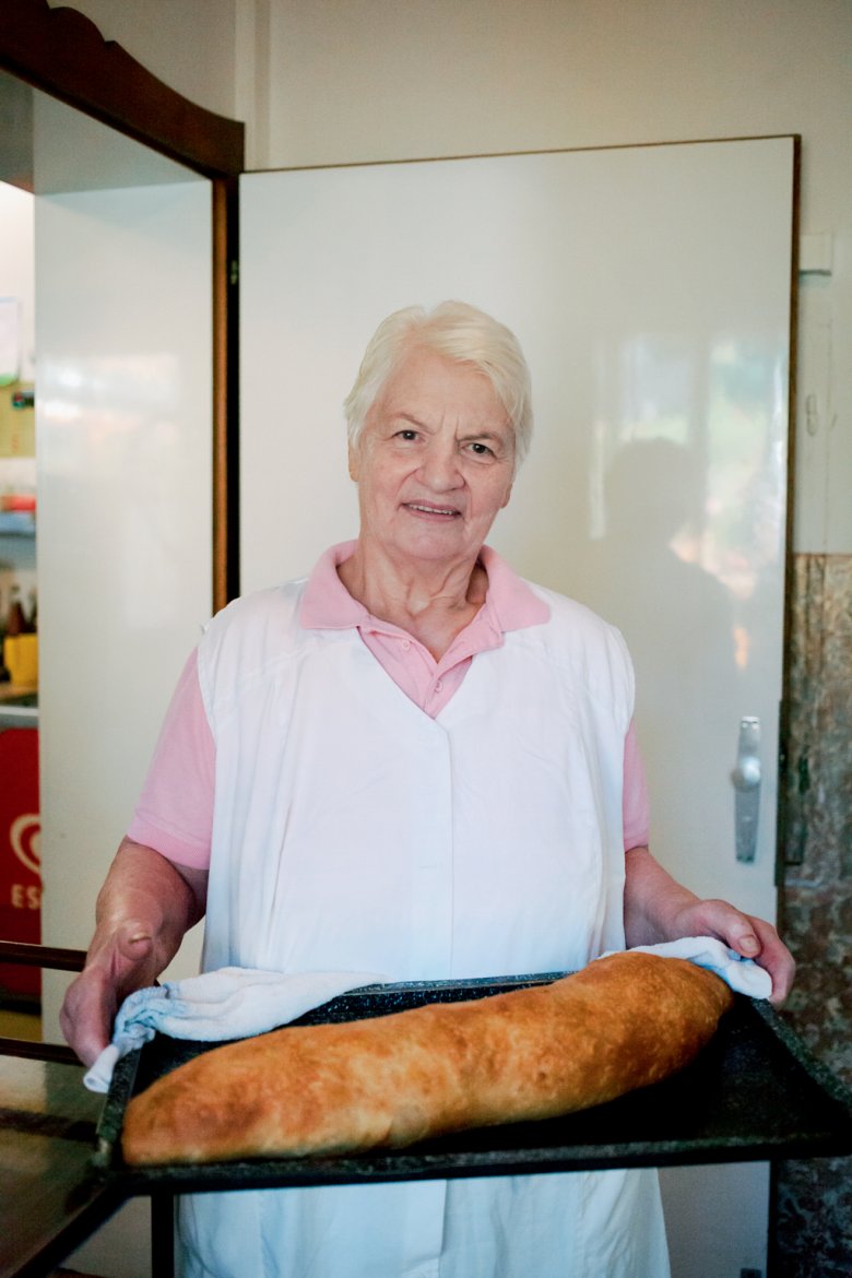 Johanna Mairhofer kann alles, sagt ihr Sohn. Aber am besten ist wohl ihr Apfelstrudel.
