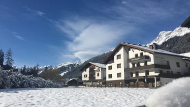 Winteransicht-Haus_Zangerl