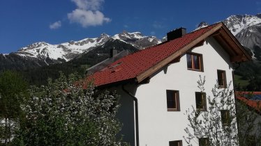 Aussenansicht_Appartement_Legon_im_Sommer